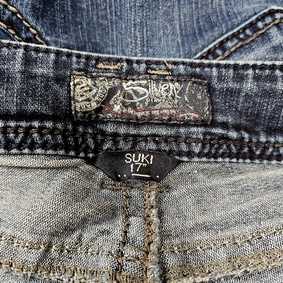 Silver Jeans - Picture 7 of 12